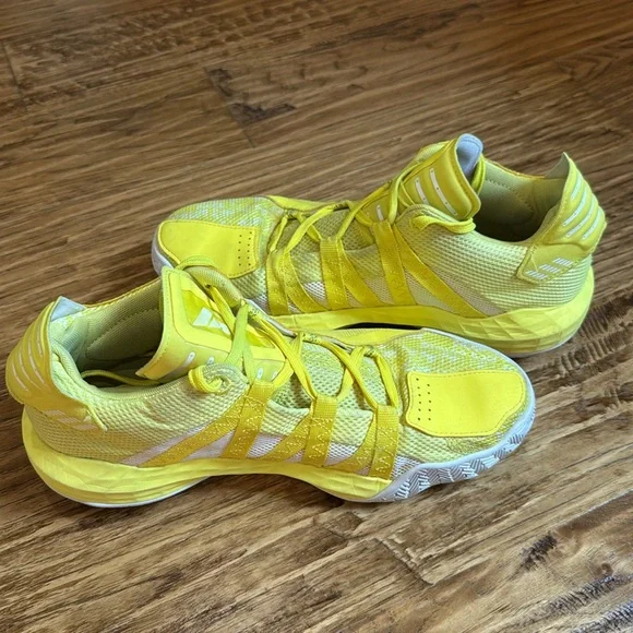 Adidas Dame 6 Shock Yellow White Basketball Shoe- Size M 8.5 - Picture 4 of 5